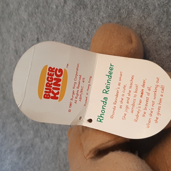 Vintage Rhonda Reindeer Bean Bag Plush Hallmark Burger King 1987 - Picture 2 of 6